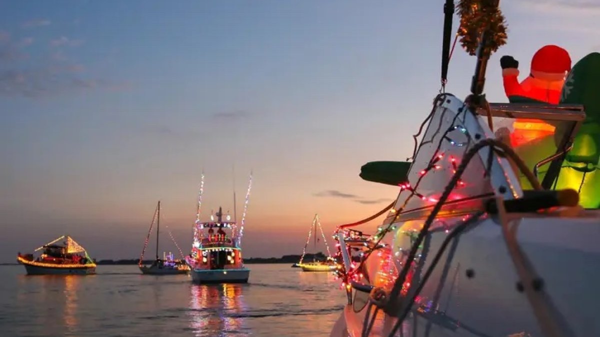 Clearwater Yacht Club Annual Holiday Boat Parade Visit St Petersburg